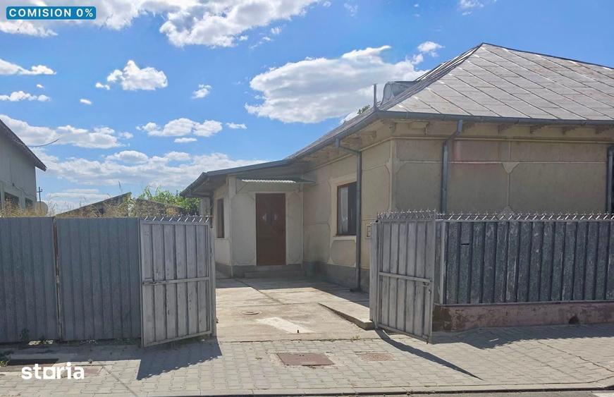 Casă cu 3 camere cu Teren 790 Mp în Central