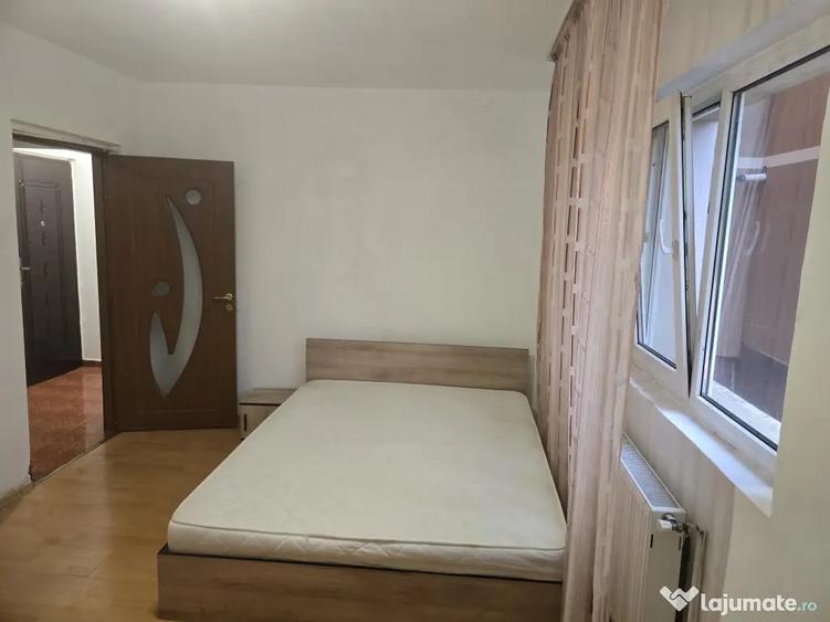 Garsonieră decomandată în Nord