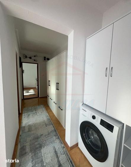 Apartament cu 2 camere decomandat, mobilat în Port