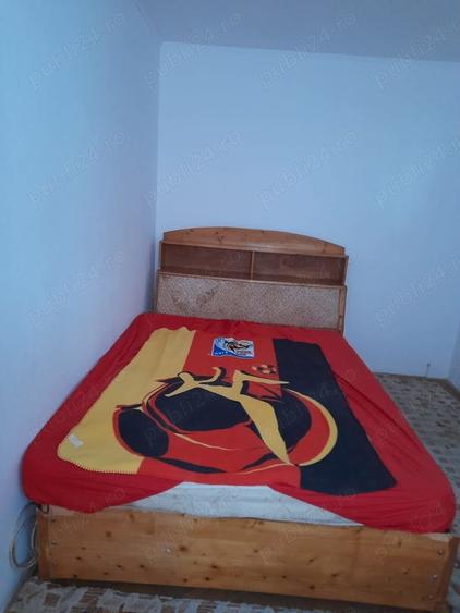 Apartament cu 3 camere semidecomandat în Sud
