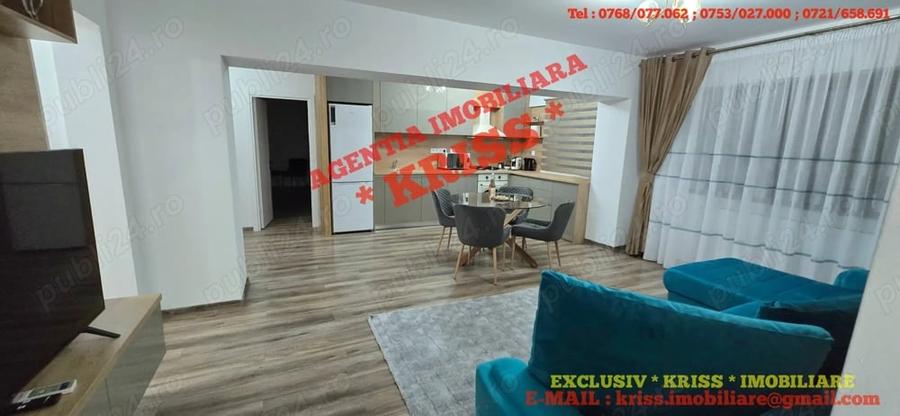 Apartament cu 4 camere decomandat în Central