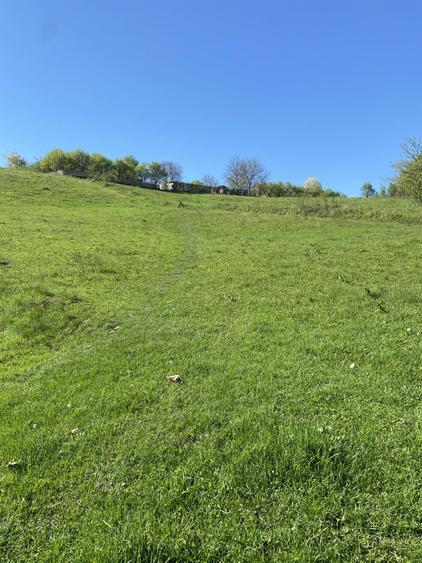 Teren Construcții intravilan de 1400 mp, în Vâlcele