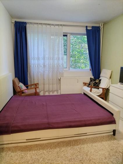 Apartament cu 2 camere decomandat în Pajura