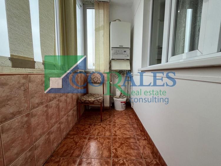 Apartament cu 3 camere decomandat în Simion Bărnuțiu