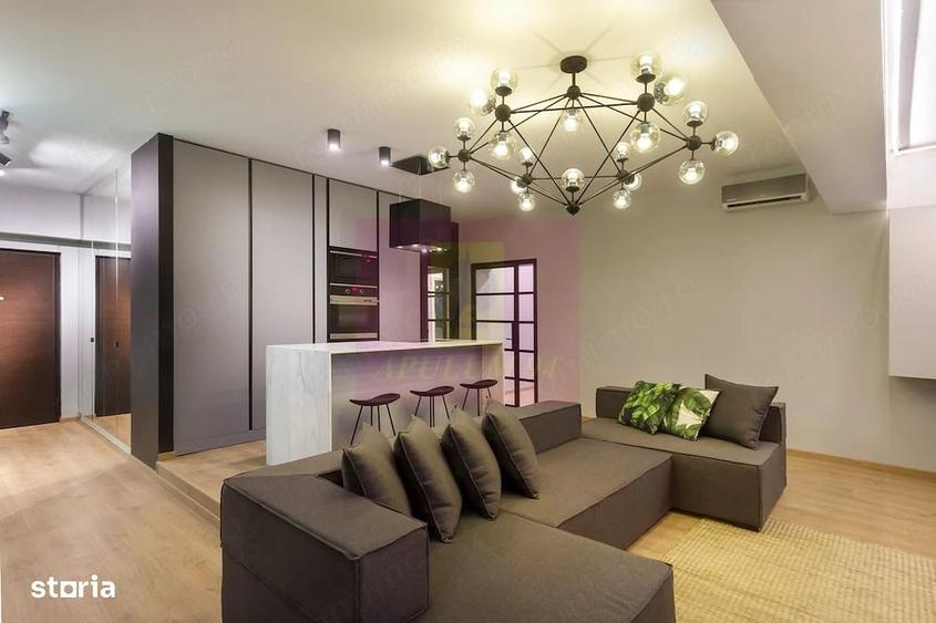 Apartament cu 3 camere decomandat în Vitan