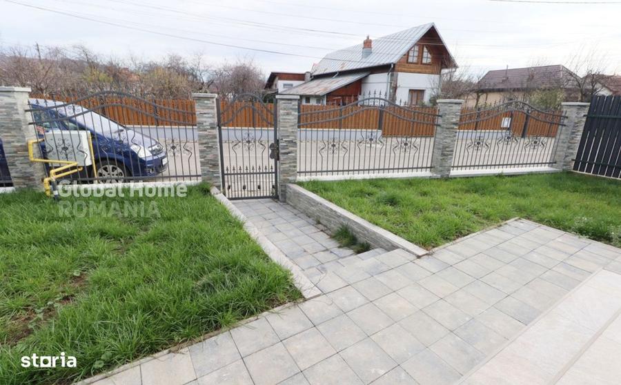 Casă cu 4 camere decomandat cu Teren 450 Mp în Cornu