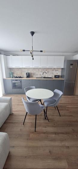 Apartament cu 2 camere semidecomandat în Dâmbul Rotund