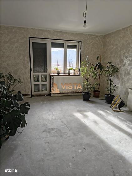Casă cu 4 camere cu Canalizare în Cernatu