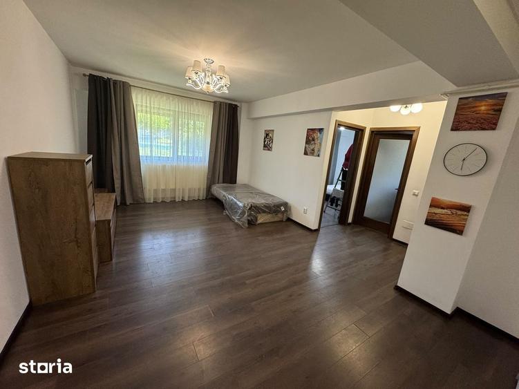 Apartament cu 3 camere decomandat în Ciurea