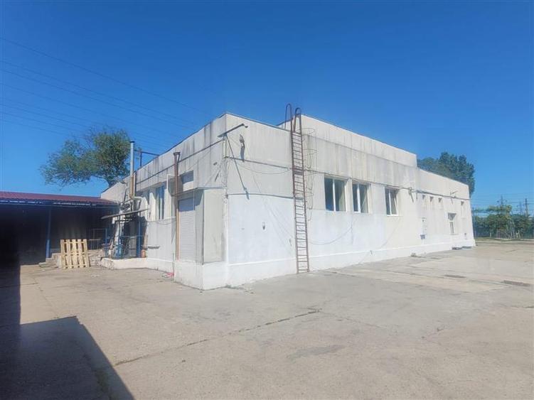 Spațiu comercial, de 750 mp, în Zona Industrială