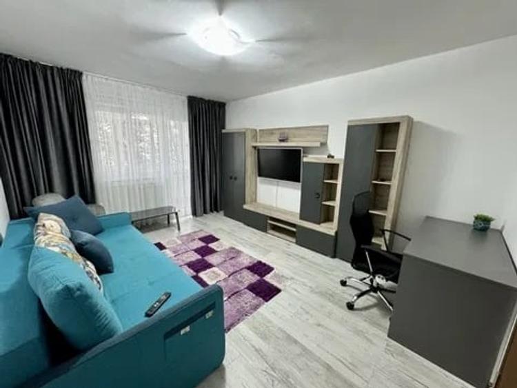 Apartament 2 camere, DECOMANDAT, zona Cantemir - Podu de Piatra - 2