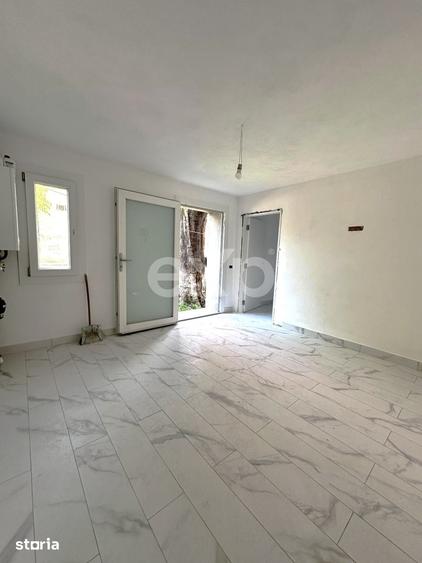 Apartament cu 2 camere în Micro 8