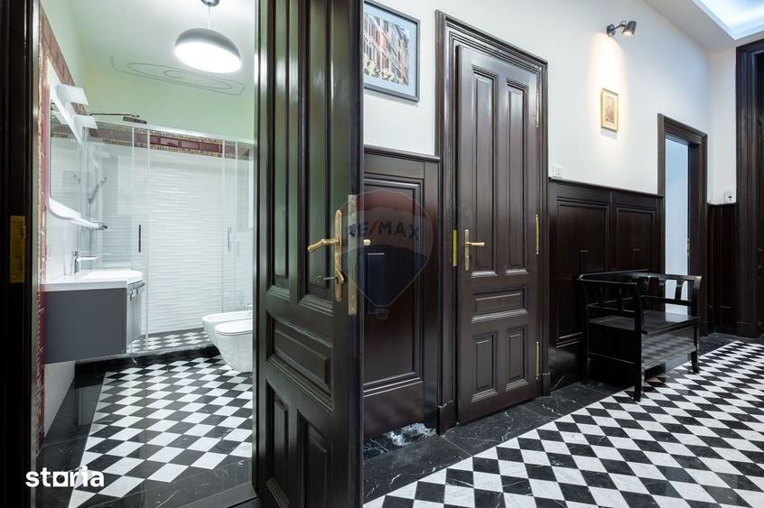 Apartament cu 3 camere, mobilat în 15 Noiembrie