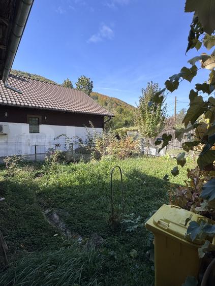 Casă individuală cu 3 camere cu Teren 600 Mp în Cosmina de Jos