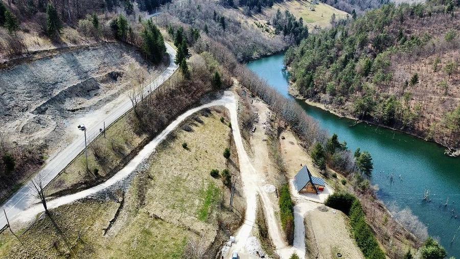 Teren de 2400 mp, în Sohodol
