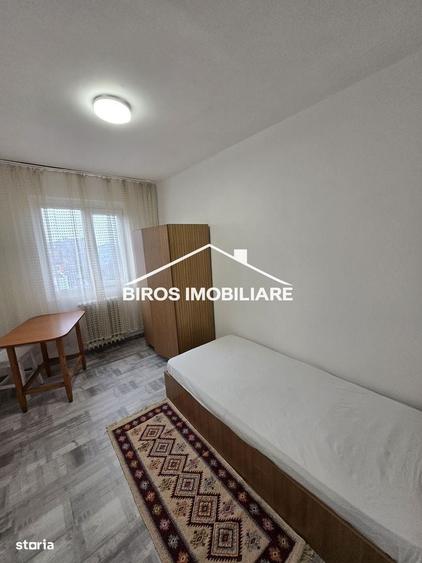 Apartament cu 3 camere în Calea București