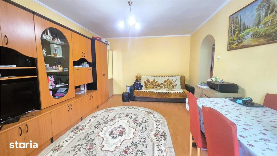 Apartament cu 2 camere decomandat în Burdea