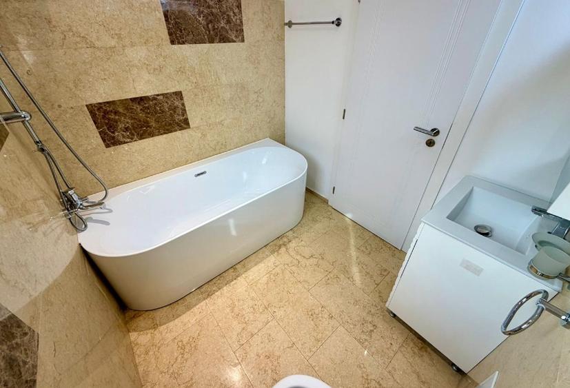 Stylish 3-Room Apartment for Rent in Iancu Nicolae - 12