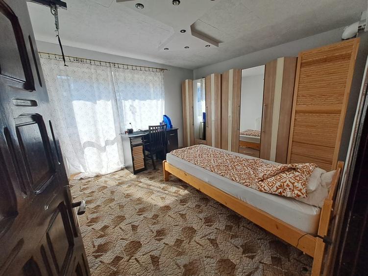 Casă cu 4 camere în Nord