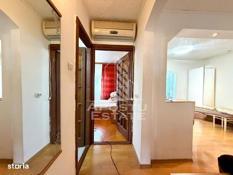 Apartament cu 2 camere decomandat în Soarelui