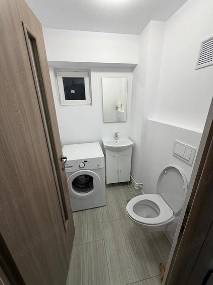 Apartament cu 4 camere decomandat în Peștera (Petroșani)