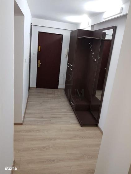 Apartament cu 2 camere semidecomandat în Lipovei