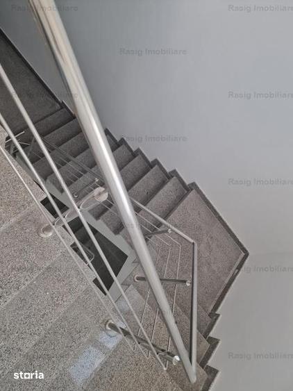 Apartament cu 5 camere în Parcul Carol