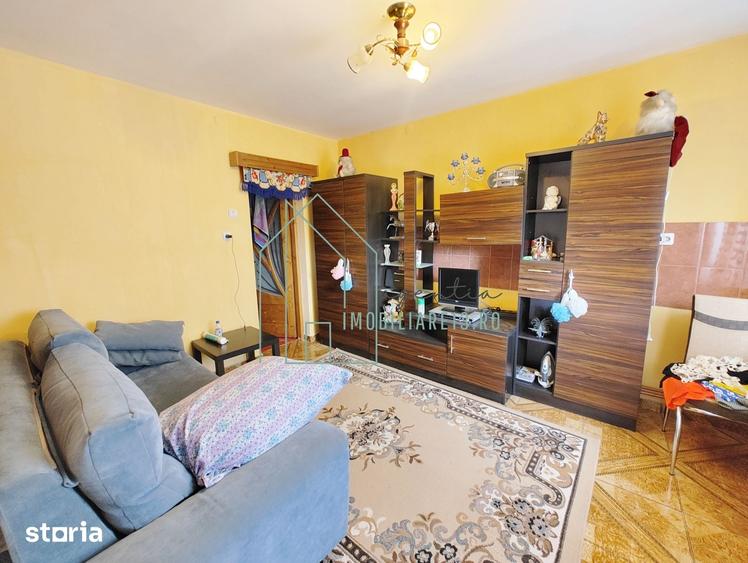 Casă cu 4 camere cu Teren 732 Mp în Central