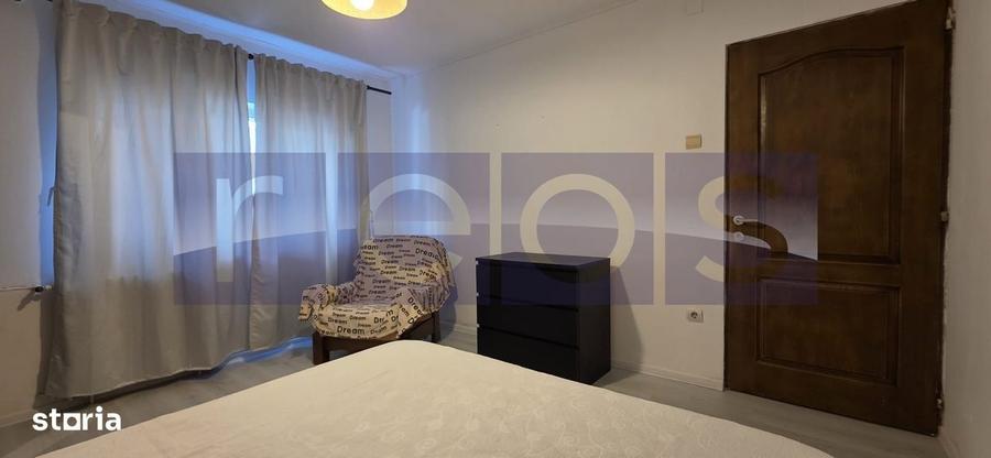 Apartament cu 3 camere decomandat în Octavian Goga