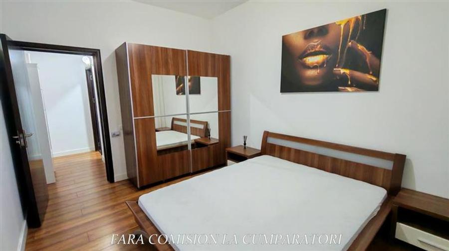 Apartament cu 2 camere semidecomandat, mobilat în Libertății