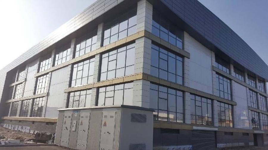 Birou, de 470 mp, în Central