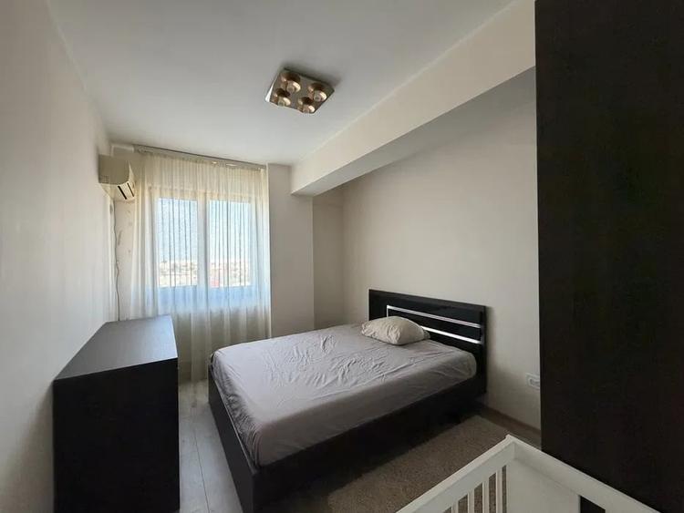 Apartament cu 3 camere decomandat, mobilat în Energia