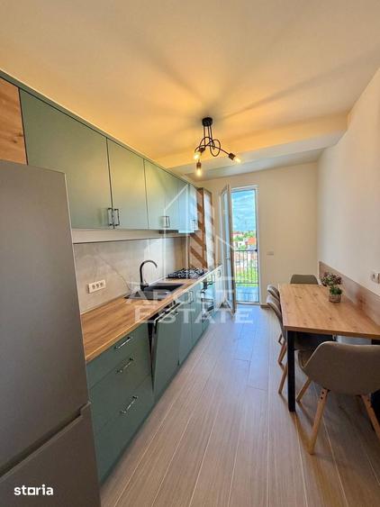 Apartament cu 2 camere, mobilat în Est