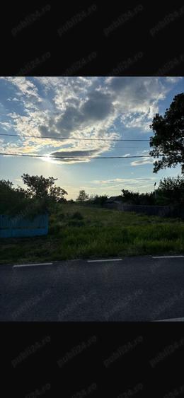 Teren de 1000 mp, în Miroși