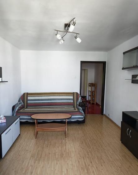 Apartament cu 2 camere decomandat, mobilat în Drumul Taberei
