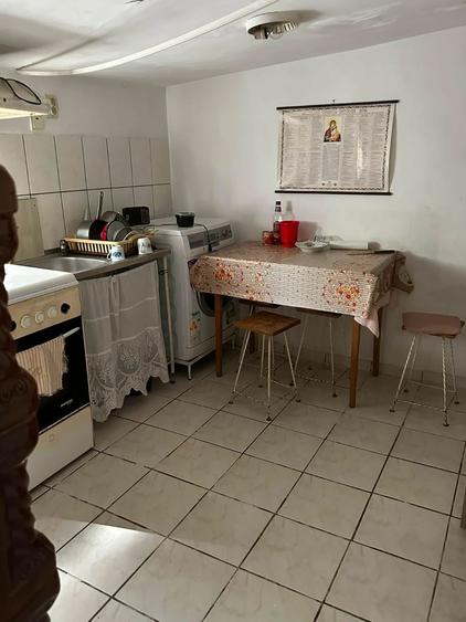 Comision Zero - Casa 3 camere Indiviziune -  strada Grivitei - 8