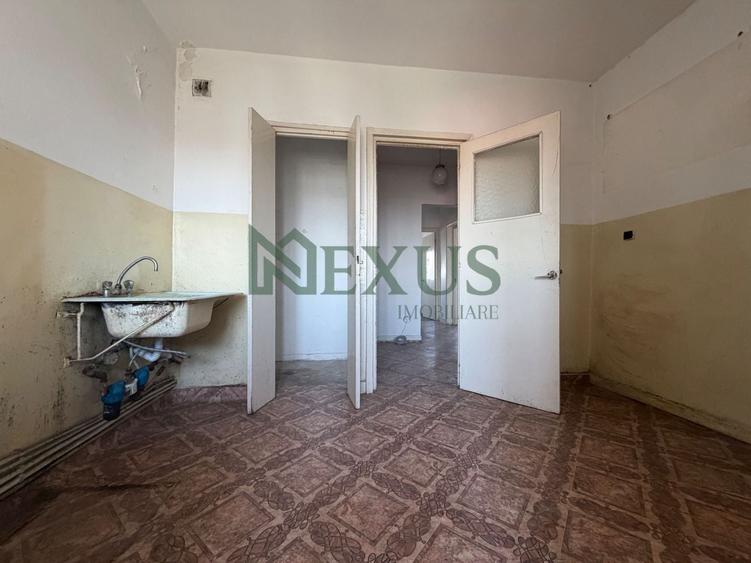 Apartament cu 2 camere decomandat în Ultracentral