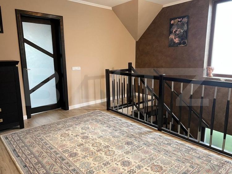 Casa individuala, cu 4 camere, 240 mp, 800 mp teren, zona Burdujeni - 11