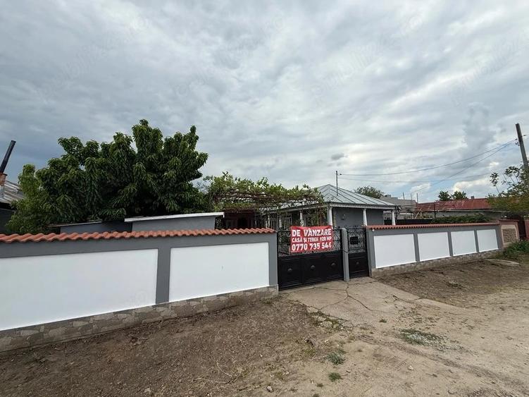 Casă cu Teren 920 Mp în Central