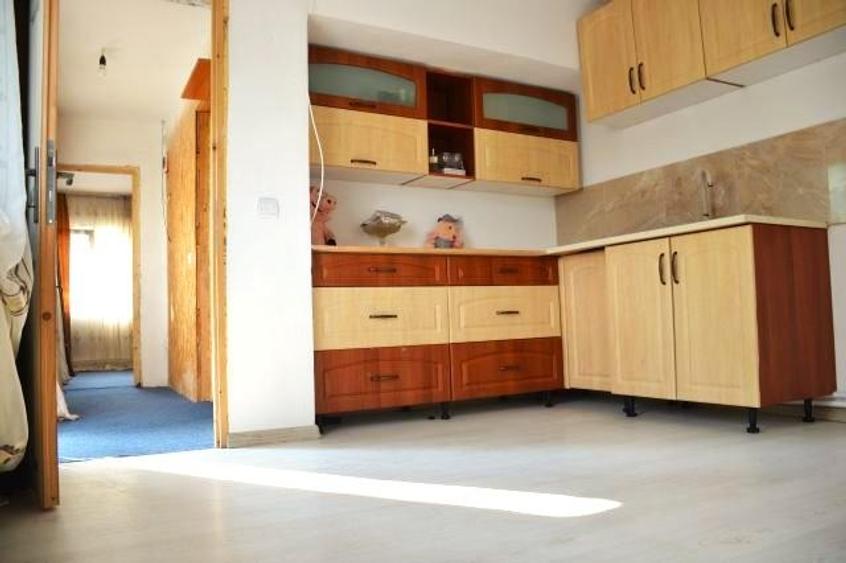 Casă individuală cu 2 camere cu Teren 370 Mp în Exterior Nord