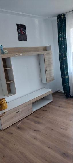 Apartament cu 2 camere semidecomandat în Primăverii
