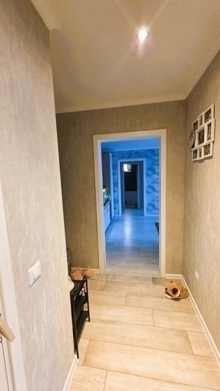 Apartament cu 3 camere semidecomandat în Tătărași