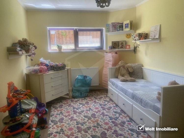 Apartament cu 4 camere semidecomandat, mobilat în Mănăștur