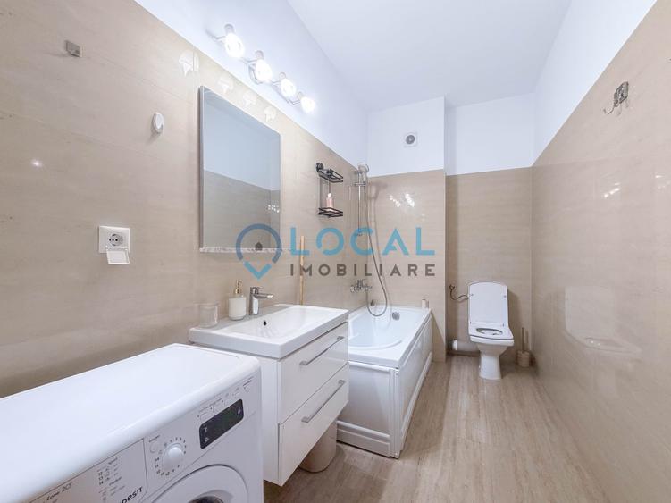 Apartament cu 3 camere semidecomandat, mobilat în Central