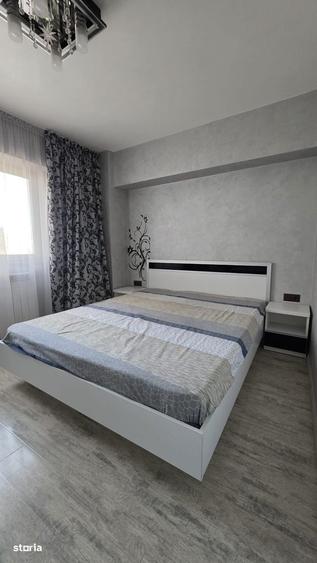Apartament cu 3 camere decomandat în Barieră