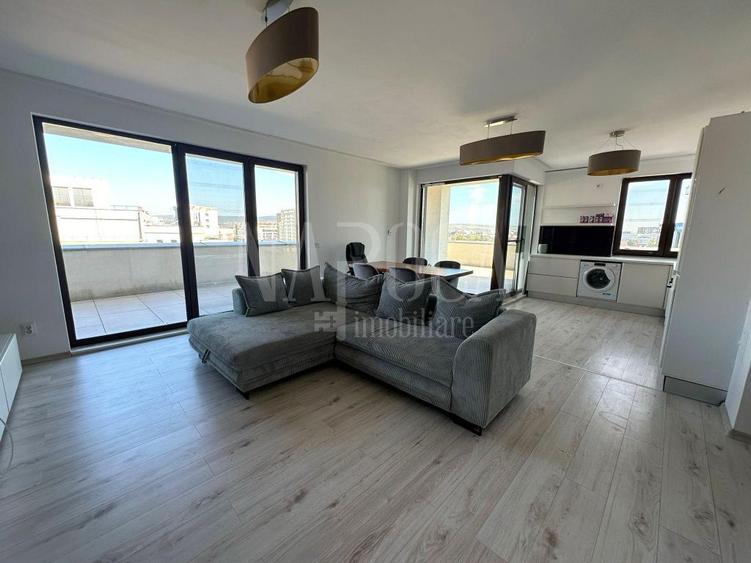 Apartament cu 4 camere semidecomandat, mobilat în Gheorgheni