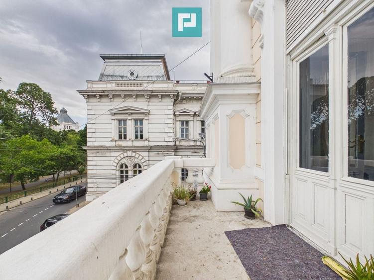 Apartament cu 2 camere, mobilat în Ultracentral