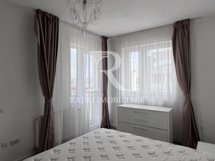 Apartament cu 3 camere decomandat, mobilat în Calea Aradului