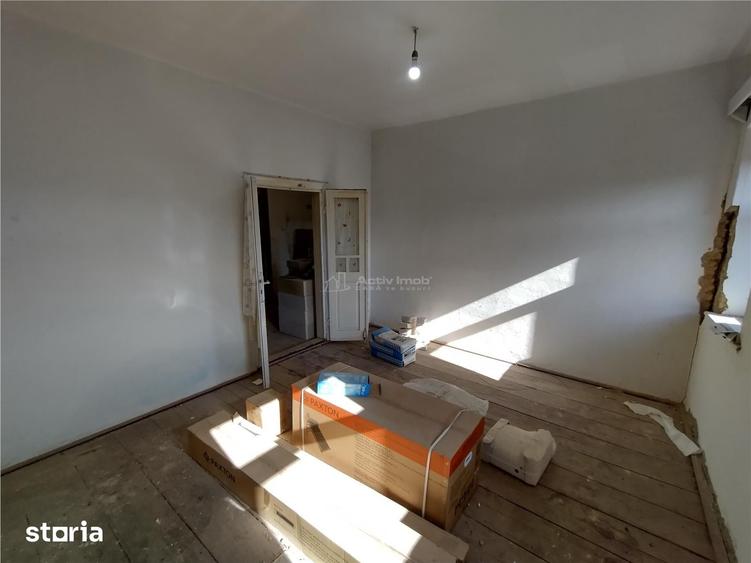 Casă cu 3 camere cu Teren 575 Mp în Central