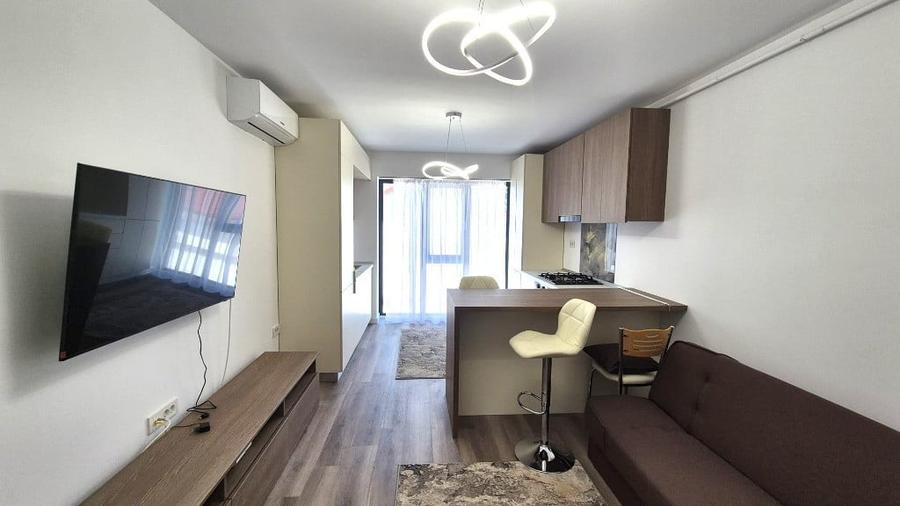 Apartament cu 2 camere decomandat în Central